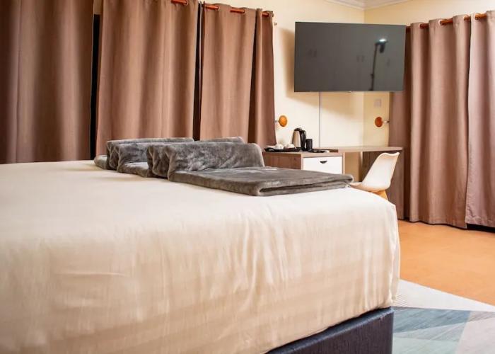 Staybridge Kasane Resort & Spa