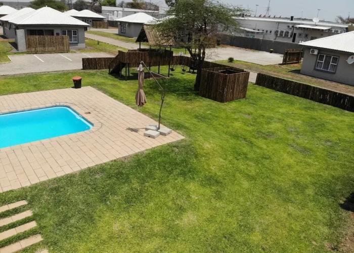 Tlou Safari Lodge
