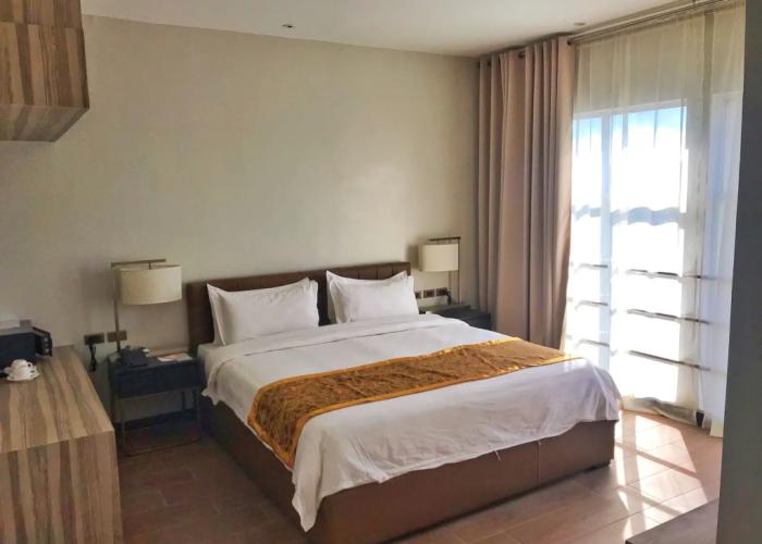 Avenue Suites Hotel