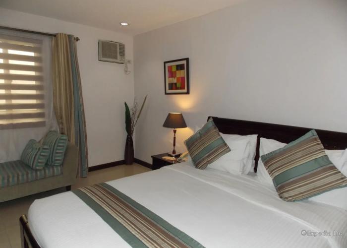 The Suites at Calle Nueva