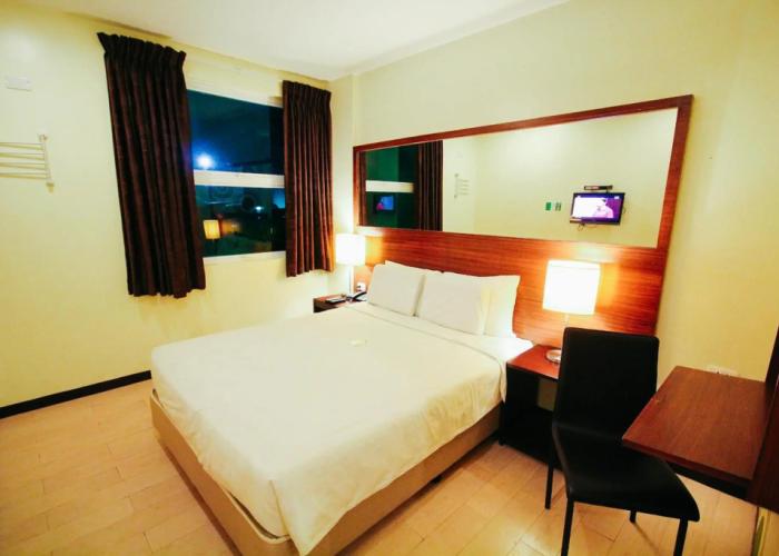 Go Hotels Bacolod