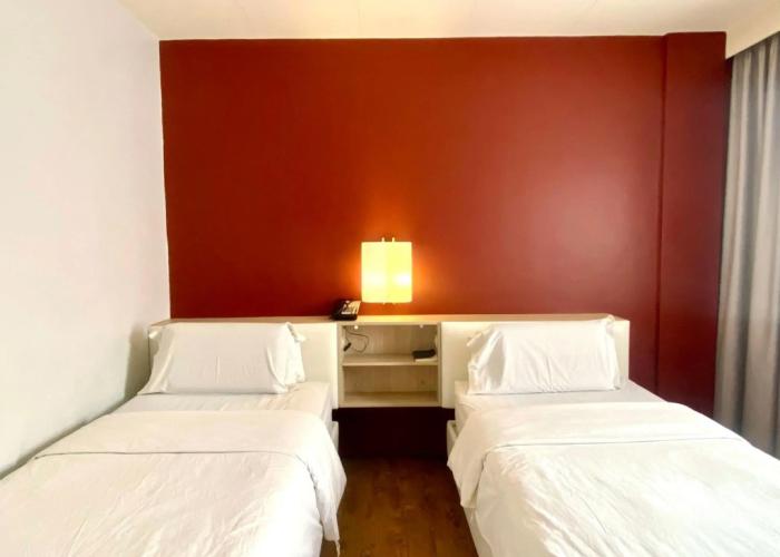 Circle Inn - Hotel & Suites