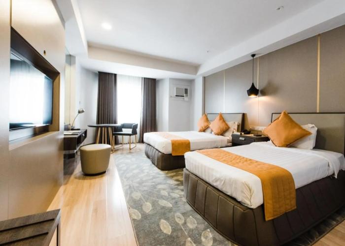 L'Fisher Hotel