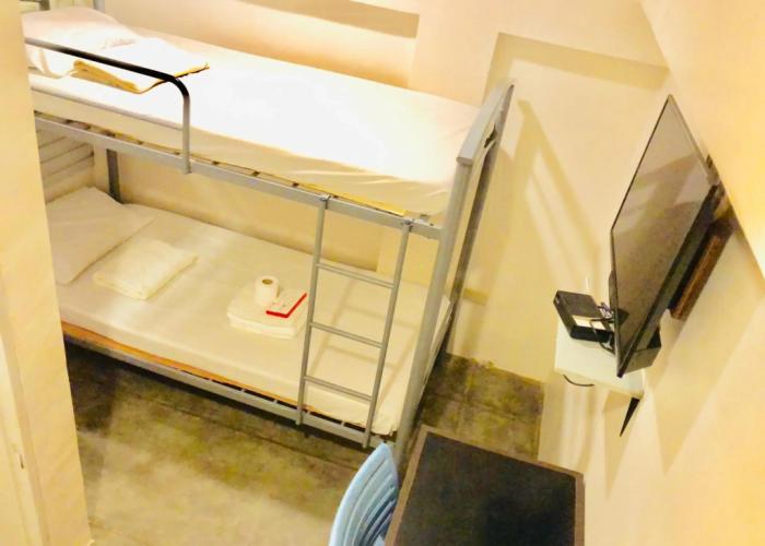 Hometown Hotel Bacolod - Lacson