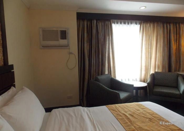 MO2 Westown Hotel Bacolod - Downtown
