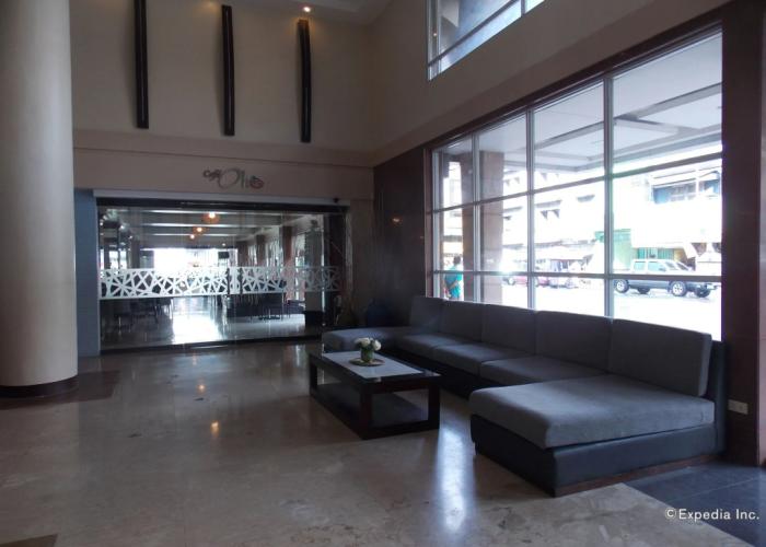 MO2 Westown Hotel Bacolod - Downtown