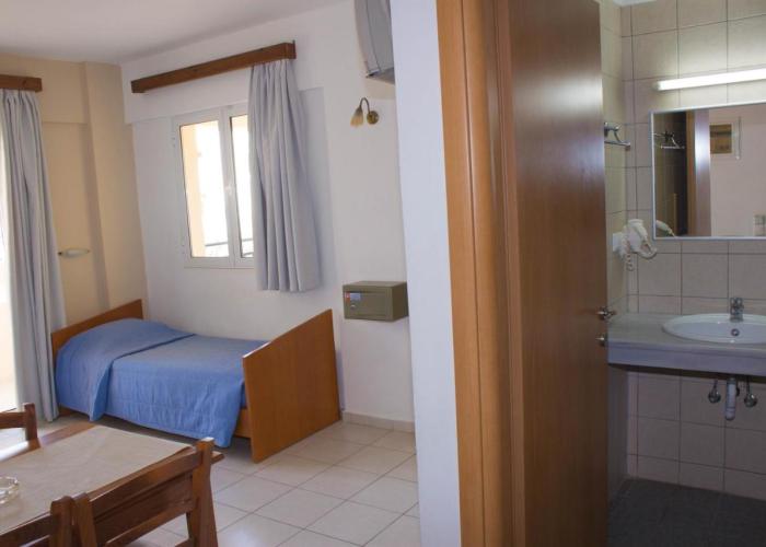 Sunshine Studios & Apartments