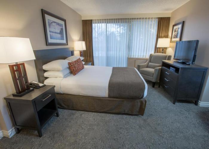 The Embassy Inn