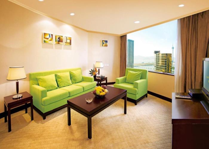 Emperor Hotel
