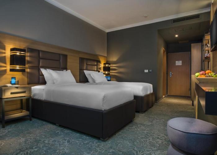 Expo Sofia Hotel - Free Arrival shuttle bus - Free Parking - Free Compliments - Free Wi-Fi