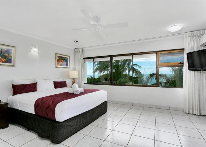 Roydon Beachfront Apartments