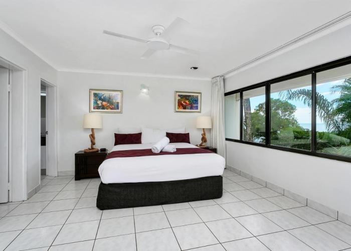 Roydon Beachfront Apartments