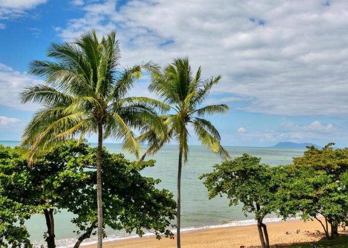 Roydon Beachfront Apartments