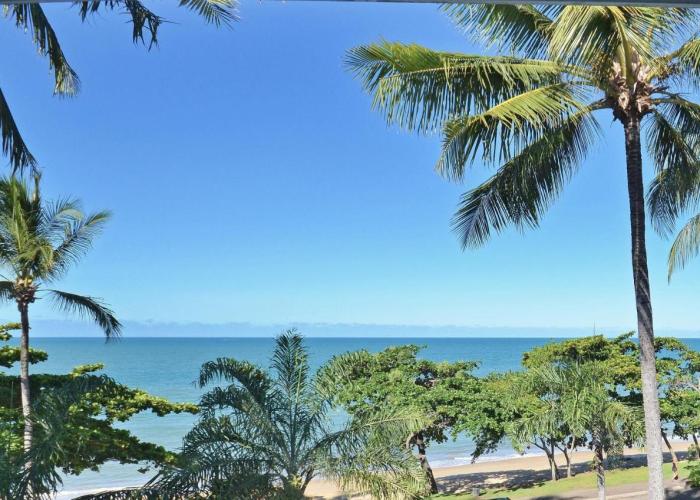 Roydon Beachfront Apartments