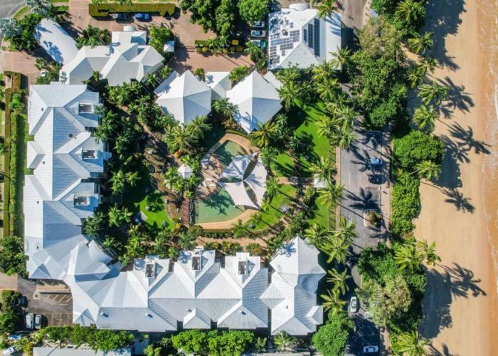 Coral Sands Beachfront Resort