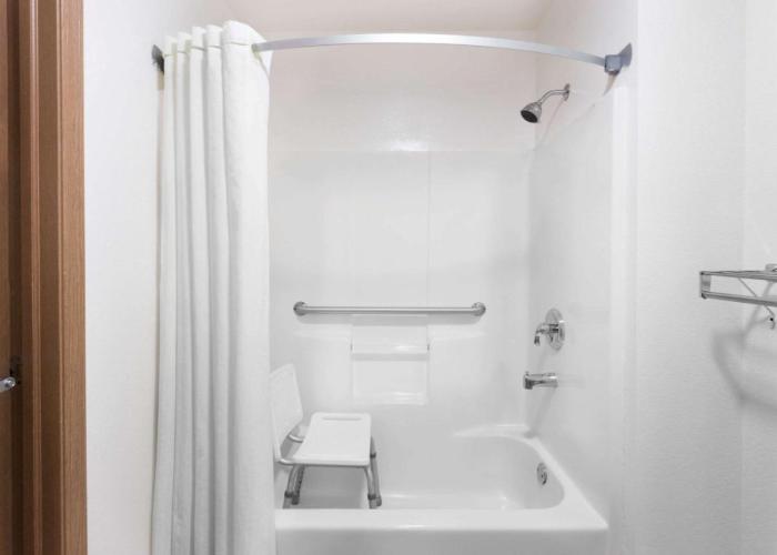 Super 8 by Wyndham Yellowknife