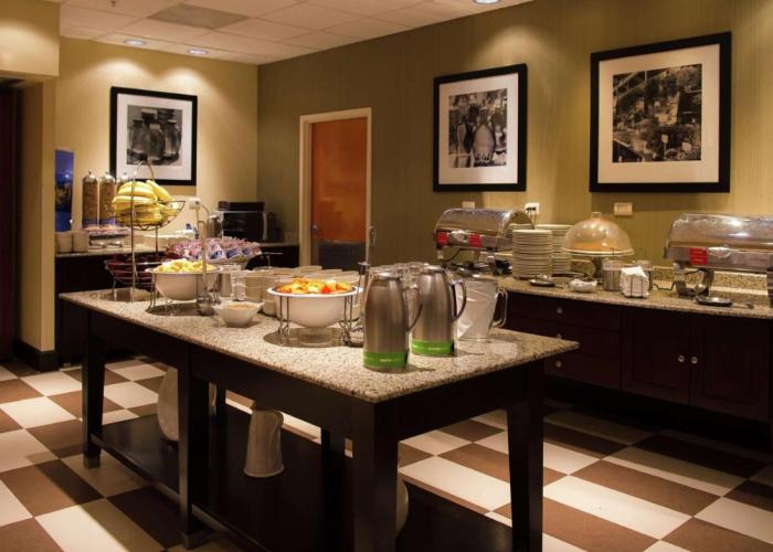 Hampton Inn Torreon Airport-Galerias
