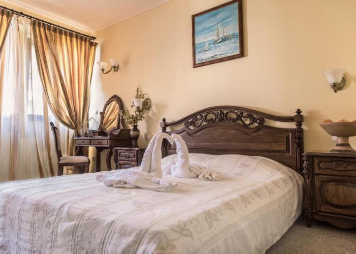 Hotel Saint John Baptist Nessebar