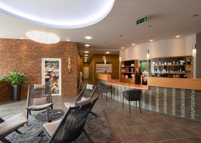 Hunguest Hotel Forrás