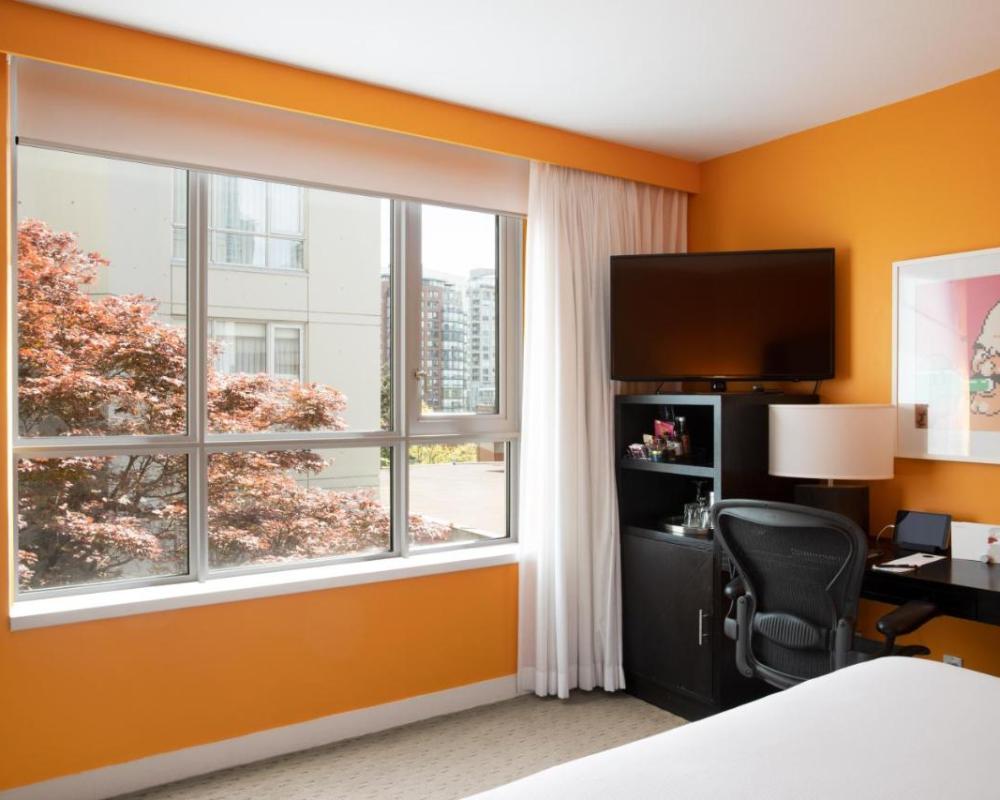 фото OPUS Vancouver