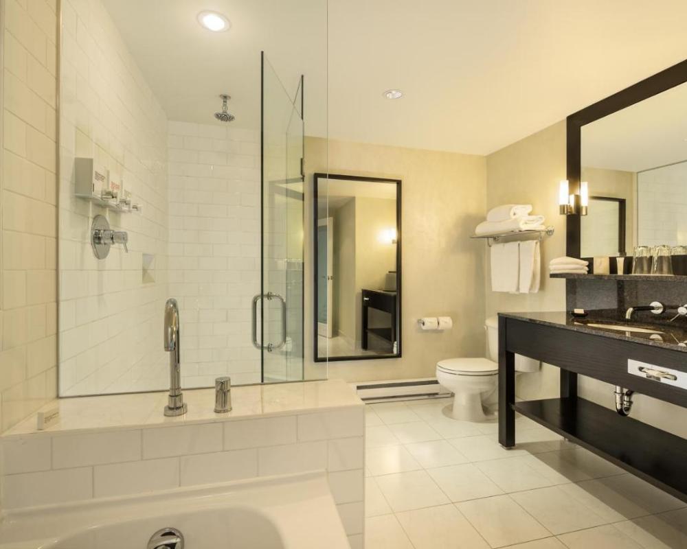 фото OPUS Vancouver