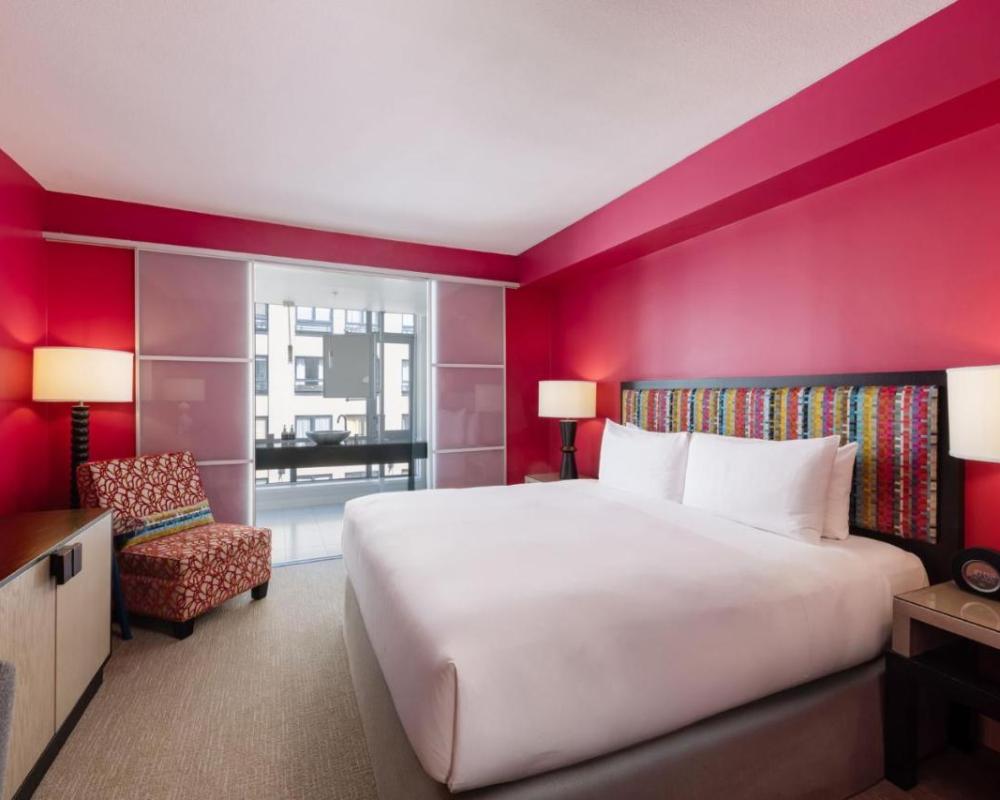 фото OPUS Vancouver