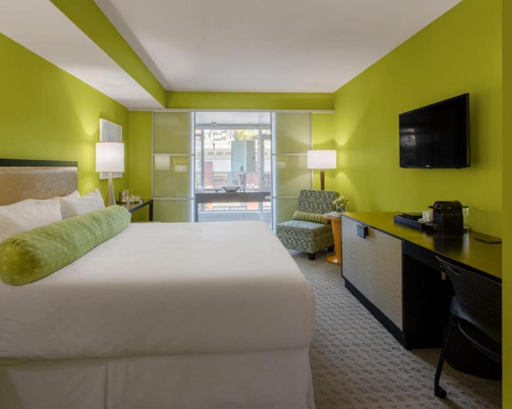 фото OPUS Vancouver