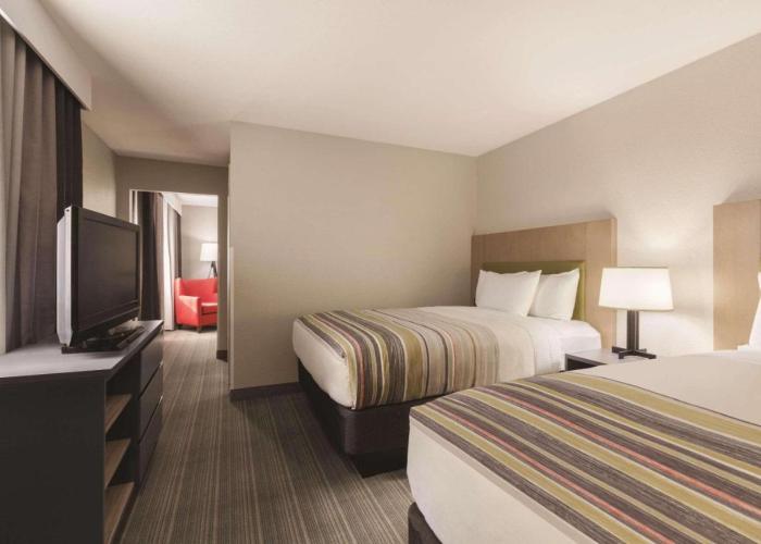 Country Inn & Suites by Radisson, Bakersfield, CA