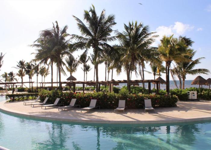 BlueBay Grand Esmeralda-All Inclusive