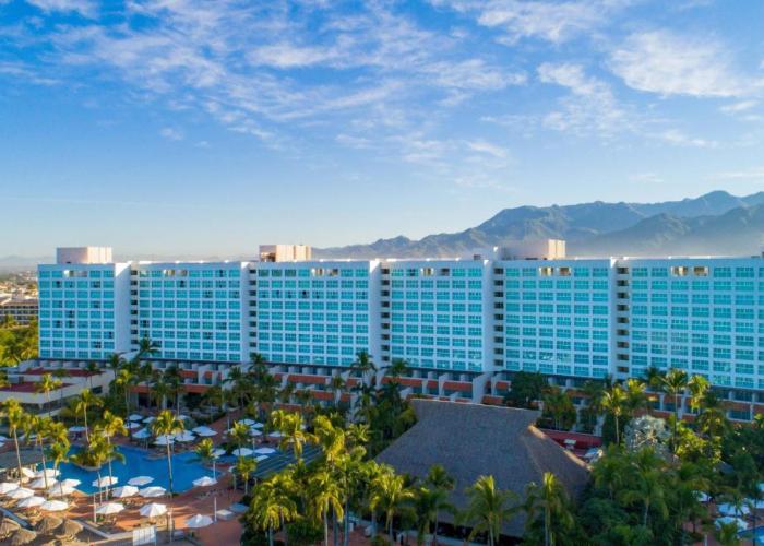 Sheraton Buganvilias Resort & Convention Center