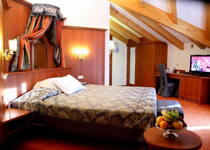 Sartori's Hotel