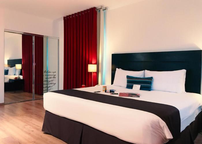 El Polo Apart Hotel & Suites