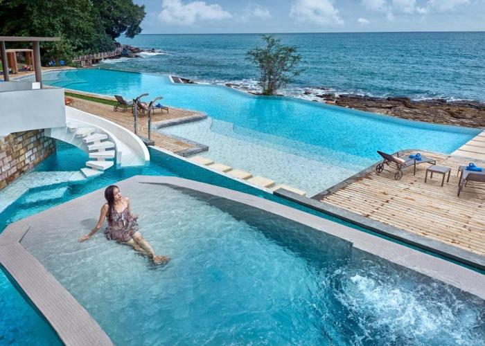 Independence Hotel Resort & Spa