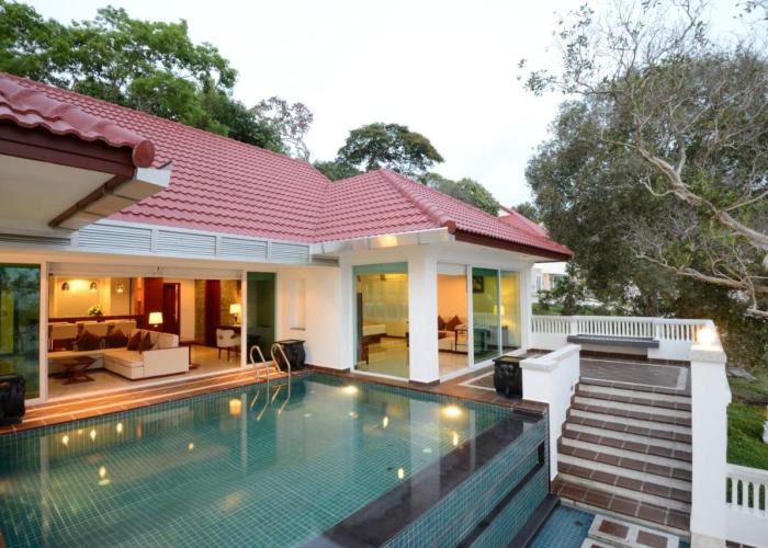 Independence Hotel Resort & Spa
