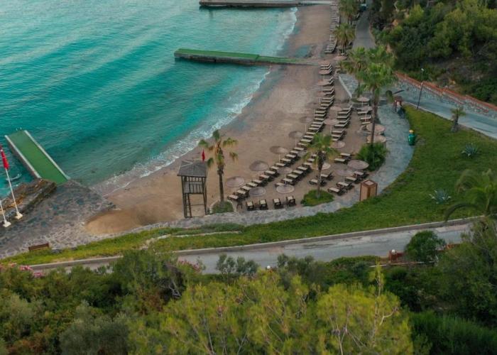 Pine Bay Holiday Resort