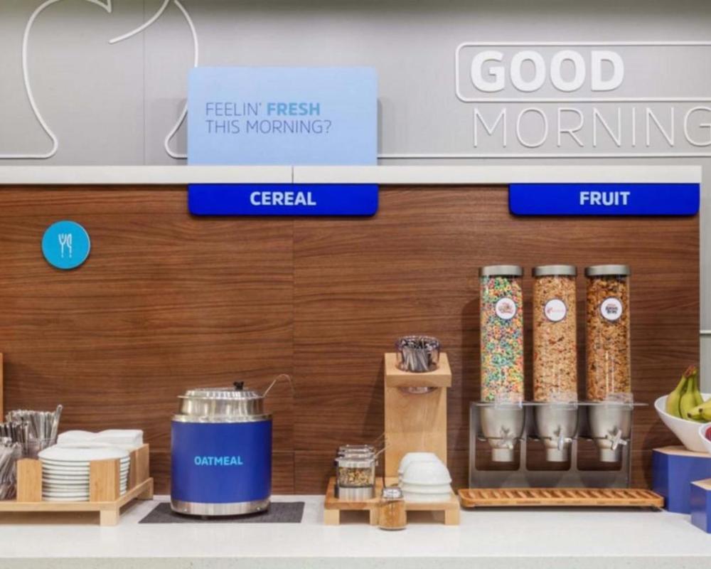 фото Holiday Inn Express Hotel & Suites Saskatoon, an IHG Hotel