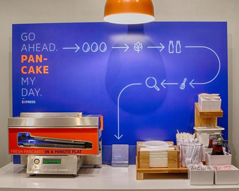 фото Holiday Inn Express Hotel & Suites Saskatoon, an IHG Hotel