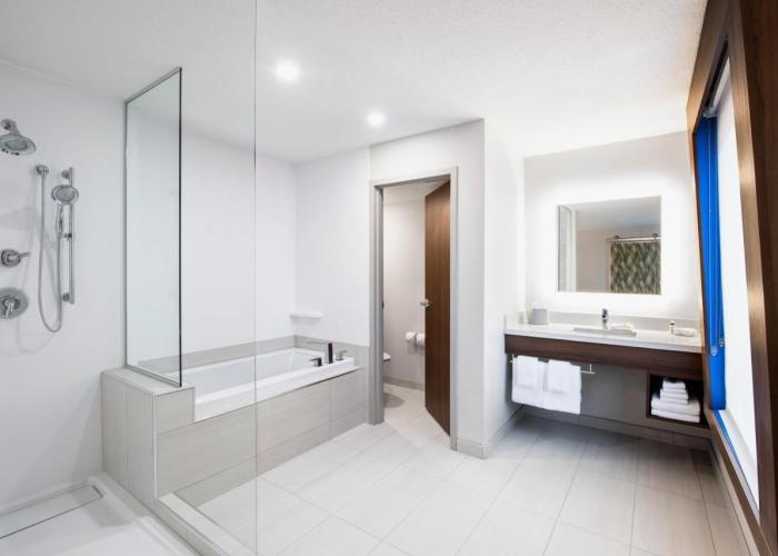 Holiday Inn Express Hotel & Suites Saskatoon, an IHG Hotel