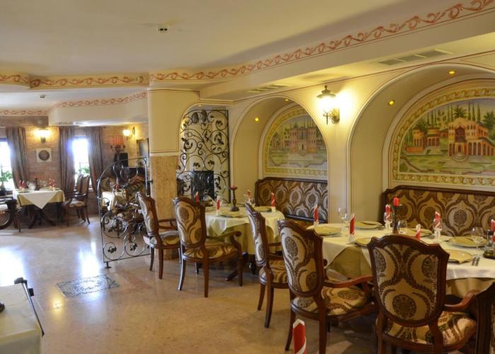 Boutique Hotel Boris Palace & Restaurant