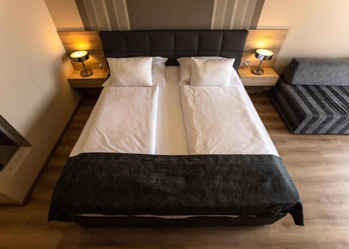 Gostilna in motel Pri Lešniku
