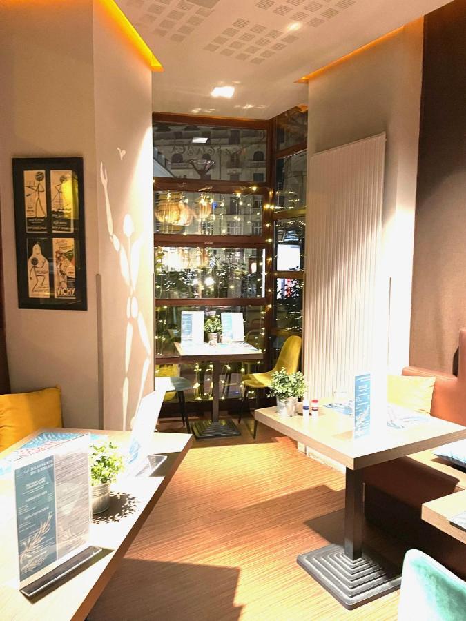 фото Kyriad Restaurant Centre Vichy