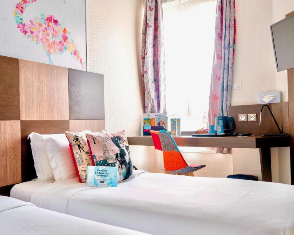 фото Kyriad Restaurant Centre Vichy