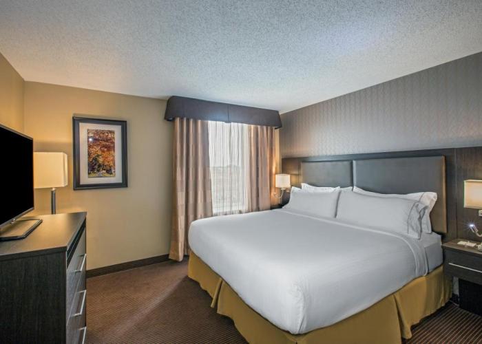 Holiday Inn Express & Suites Regina Downtown, an IHG Hotel