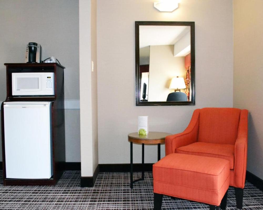 фото Holiday Inn Express Red Deer, an IHG Hotel