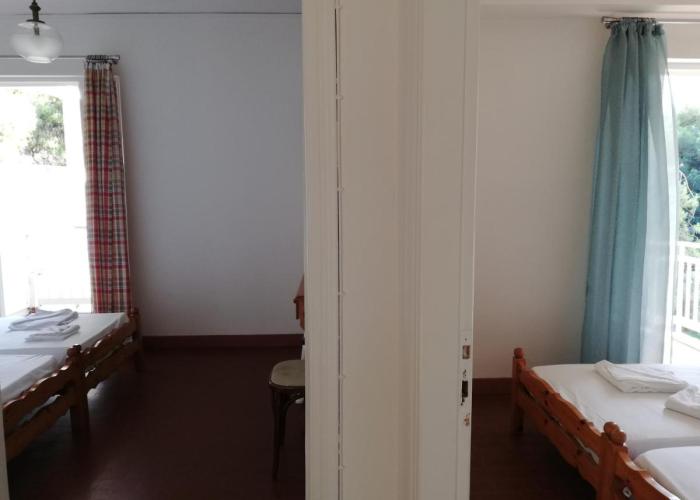 Zontanos Studios & Apartments