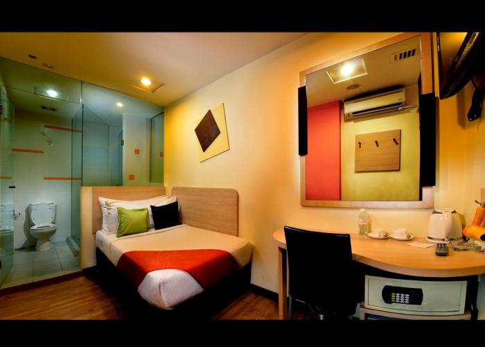 Hotel 98