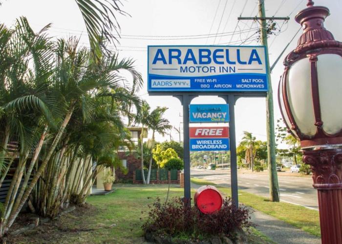 Arabella Motor Inn (formerly South Tweed Motor Inn)