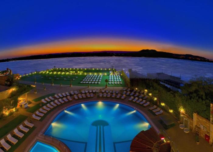 Sonesta St. George Hotel - Convention Center