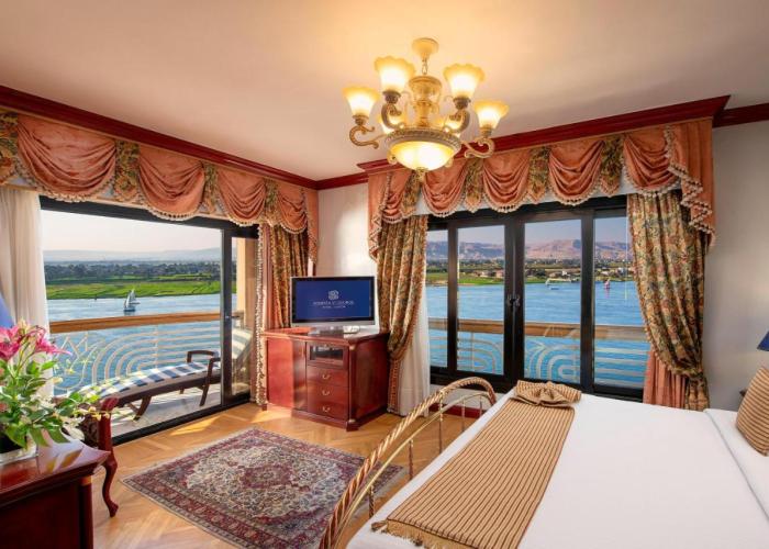 Sonesta St. George Hotel - Convention Center