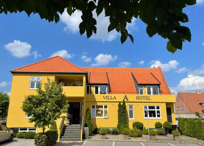 Villa A Hotel